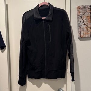 Lululemon Men's Black and Gray Jacket